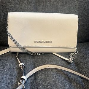 Michael Kors White Jet Set Travel Saffiano Chain Crossbody Wallet